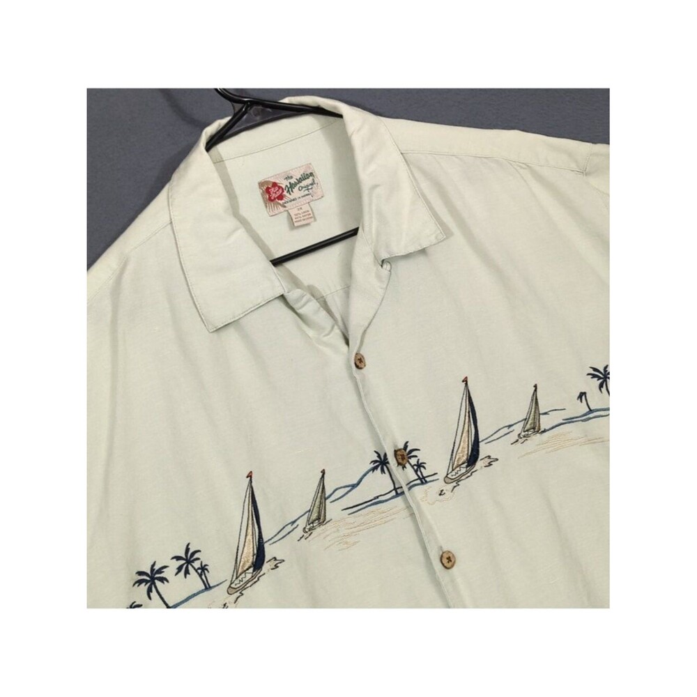 Hilo Hatties Shirt Men's 2X Light Green Linen Rayon Loop Collar Sailboat Print